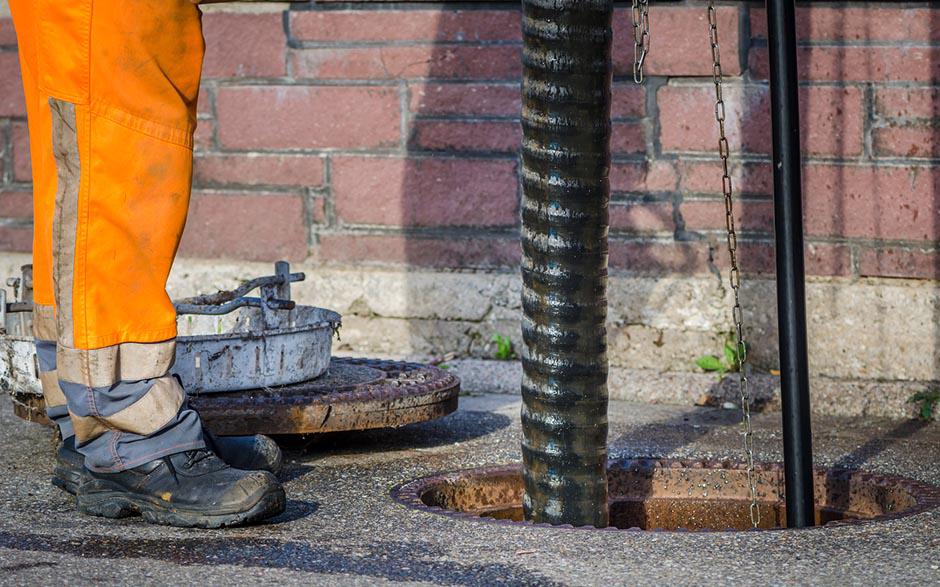 tuyau débouche canalisation Étréchy